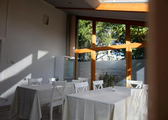 Guest house Elegant&hu *
